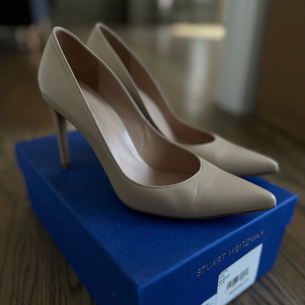 Stuart Weitzman Bambina Nappa Nude Pump (Size 6.5)
